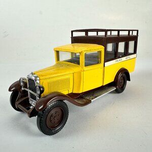 Vintage Solido Citroen C4F 1930 1:43 Palace Hotel Car